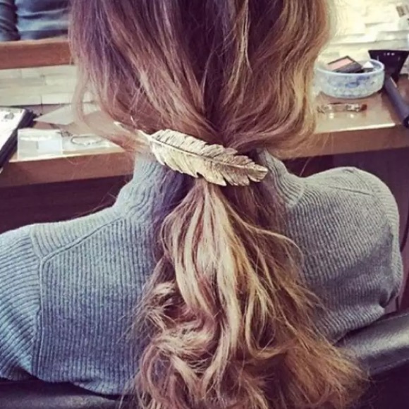 🔵𝟲𝟱%𝗢𝗙𝗙 𝗯𝘂𝗻𝗱𝗹𝗲𝘀 𝟯+🔵NEW Large Textured Feather Bohemian Barrette - Picture 8 of 14